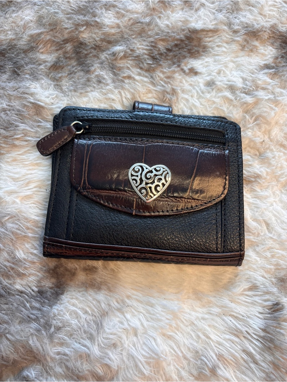 Vintage Brighton Two-Tone Black and Brown Leather Wallet with Heart Emblem